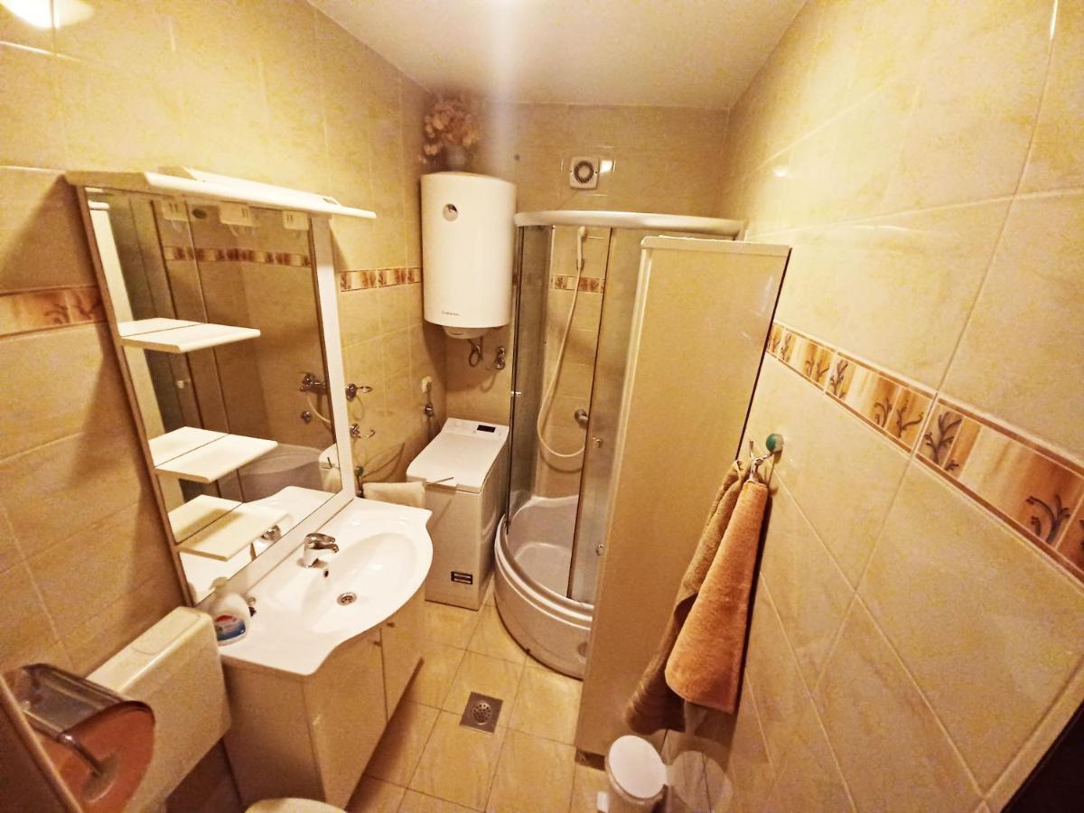 Apartments Carmen Vinišće 외부 사진