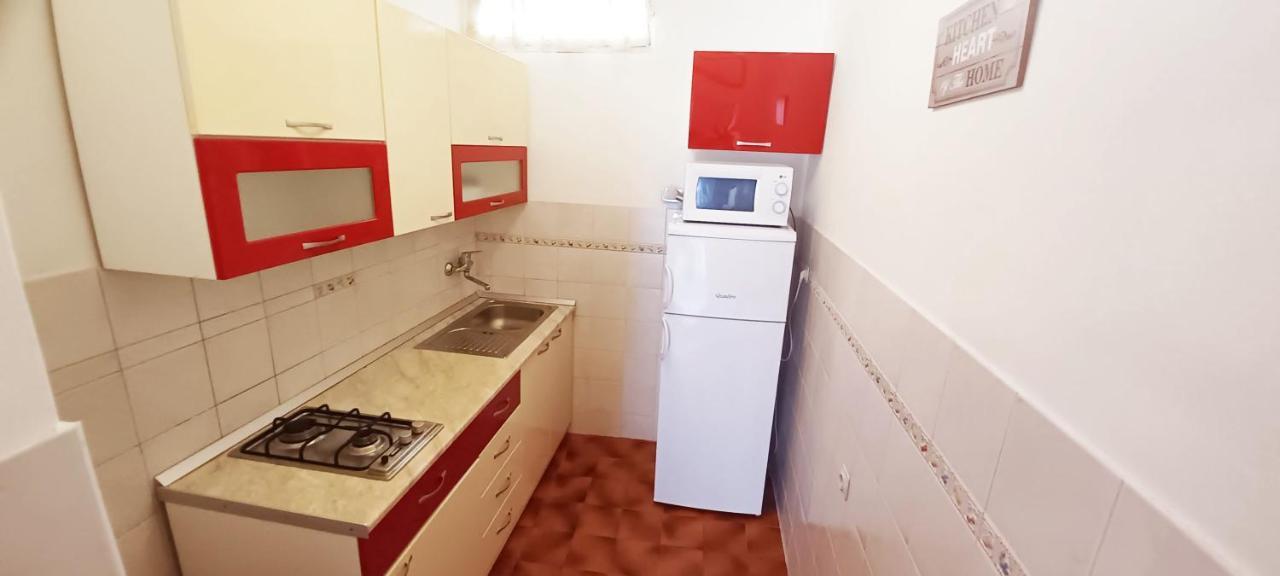 Apartments Carmen Vinišće 외부 사진