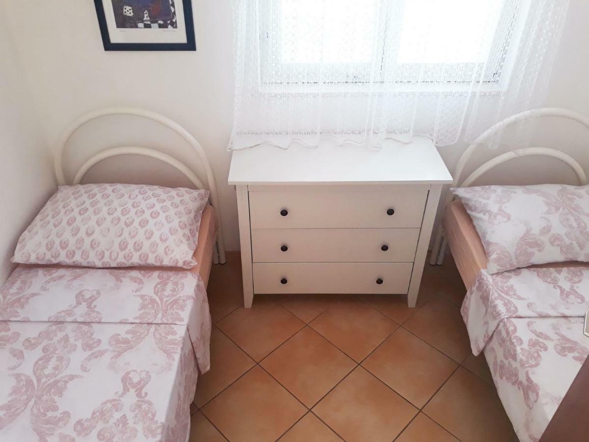 Apartments Carmen Vinišće 외부 사진